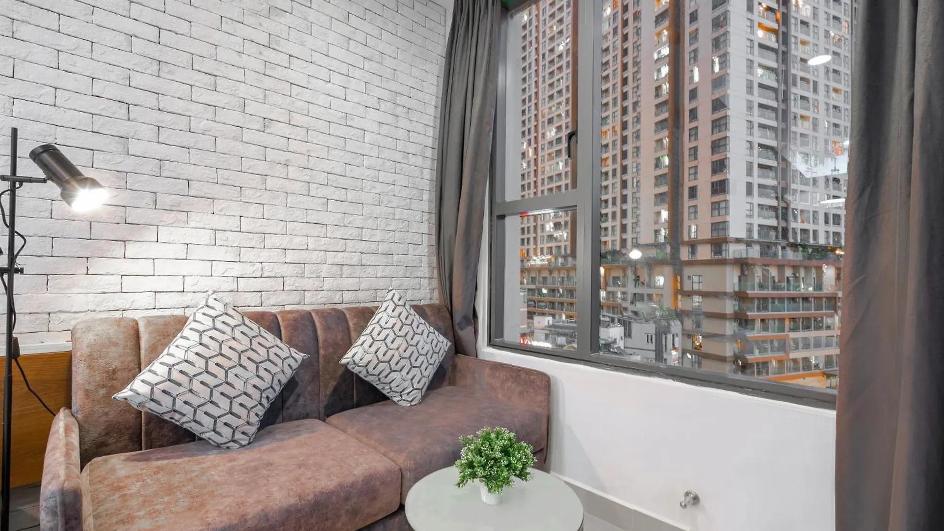 Apartment Summerset Apartment- Rivergate District 1 Ho Chi Minh City